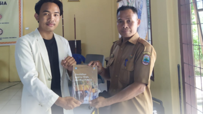 PC KMHDI Bandar Lampung Bagikan 2000 Buku Agama Untuk Memperingati Hari Pendidikan Nasional